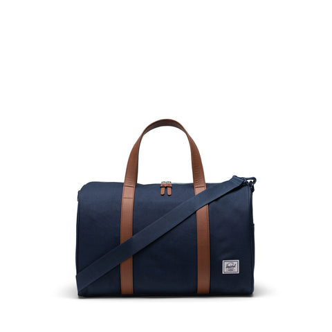Herschel Novel™ Duffle | Su İtici Kumaş Seyahat ve Spor Çantası, 26.5 L