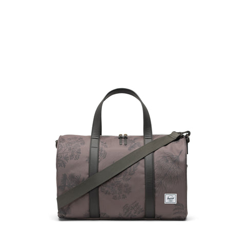 Herschel Novel™ Duffle | Su İtici Kumaş Seyahat ve Spor Çantası, 26.5 L