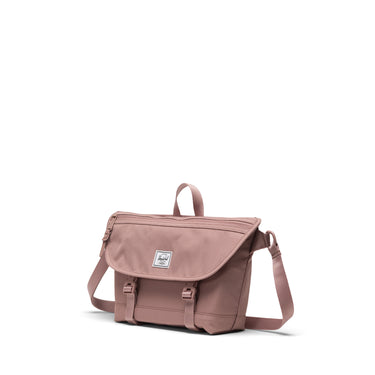 Herschel Cove Small Messenger