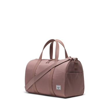 Herschel Novel Duffle Seyahat ve Spor Çantası 26.5L