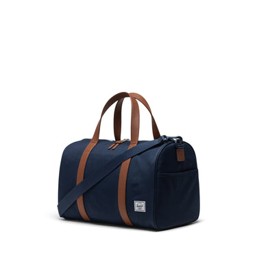 Herschel Novel Duffle Seyahat Ve Spor Çantası 26.5l