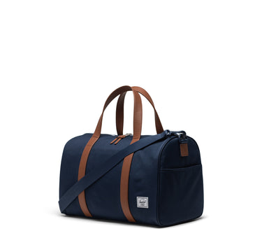 Herschel Novel Duffle Seyahat ve Spor Çantası 26.5L Lacivert