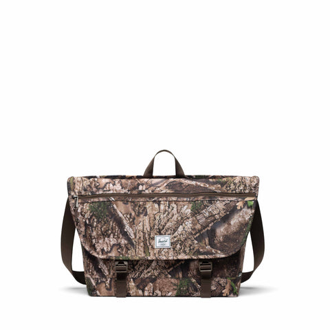 Herschel x Realtree APX™ Cove | Su İtici Kumaş Postacı Çantası, 22.5 L